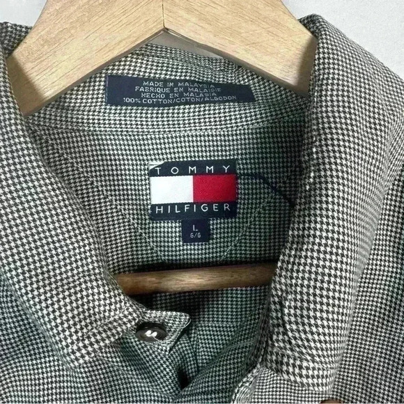 Tommy Hilfiger long sleeve button down mens large - Picture 4 of 4